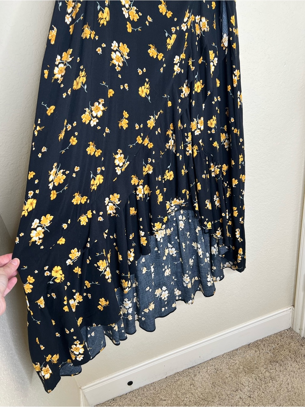 NTM: Torrid Floral Faux Wrap High Low Midi Skirt Size 2 Black Yellow Boho Plus - Picture 7 of 15